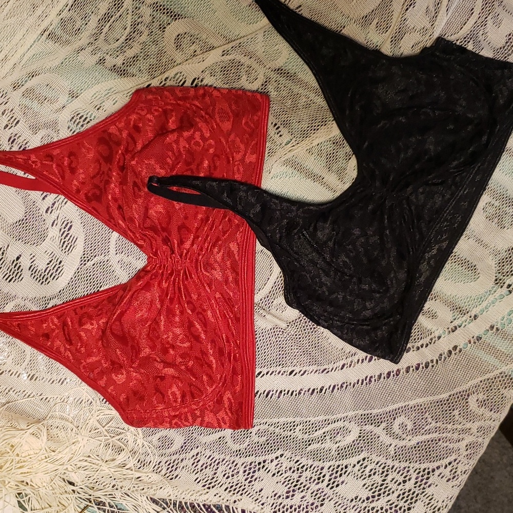 Ruby Ribbon 🎀,  Level 1, Black and Red size 34, Allure Demiette. Sold together